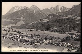 AK Château d`Oex, Vue générale et la Gumfluh